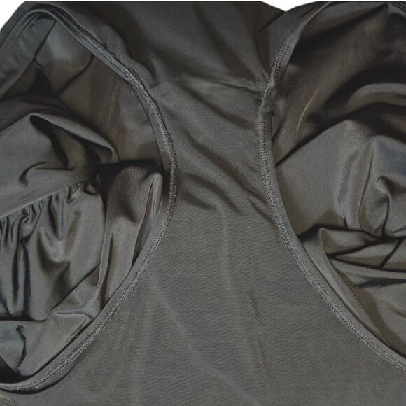 Torrid Black Wireless Ruched Cap Sleeve One Piece Swimsuit Size: 3 3XL - Picture 10 of 15